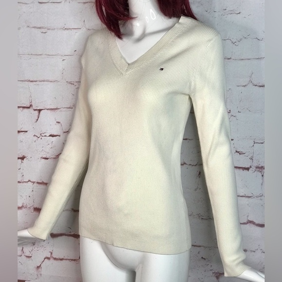 TOMMY HILFIGER Cream Ivory Ribbed Knit V-Neck Long Sleeve Top Size Medium - Picture 4 of 13